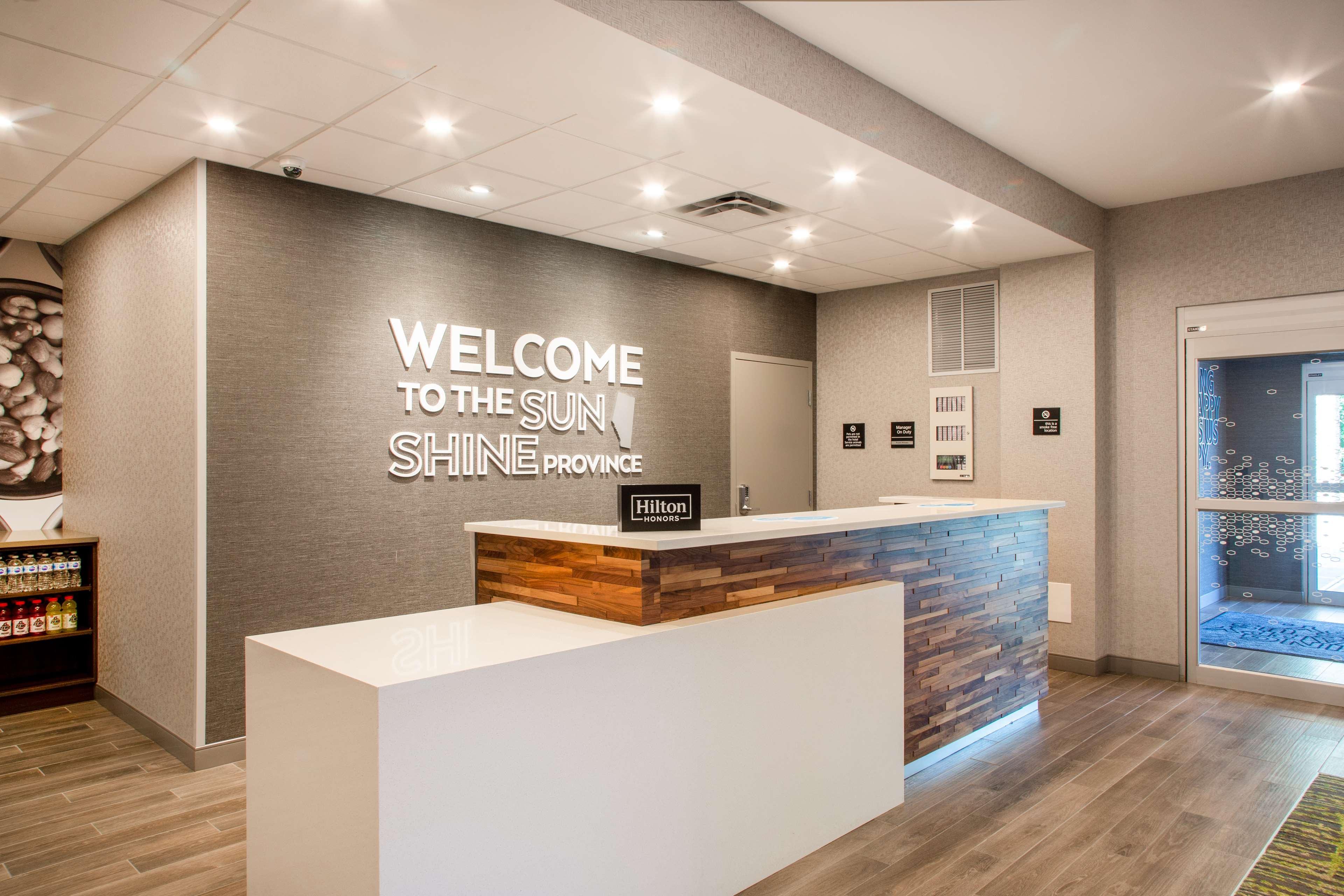 Hampton Inn & Suites Edmonton St. Albert, Ab Exterior photo