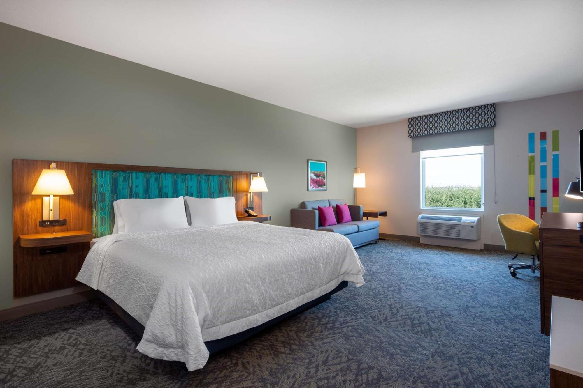 Hampton Inn & Suites Edmonton St. Albert, Ab Exterior photo